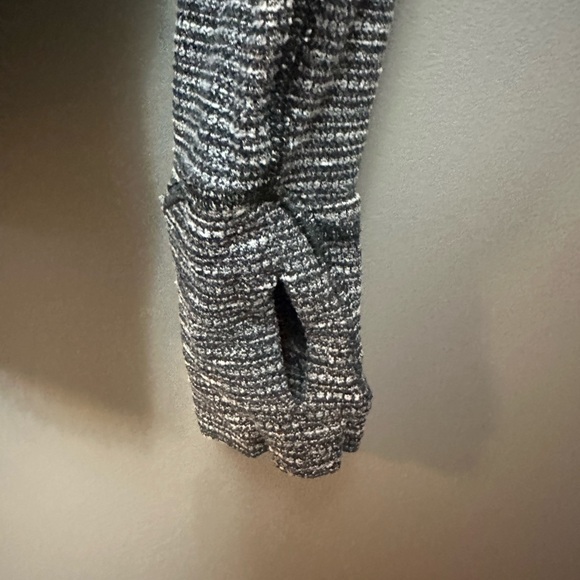 LULULEMON | Women’s Size 6 Think Fast Pullover in Coco Pique Black - Picture 11 of 14